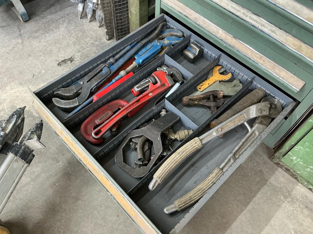 Schiebe-Pan 9